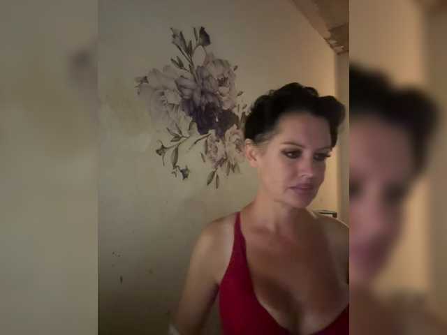 RoyalBreasts