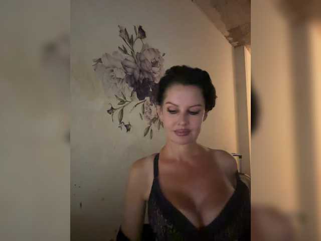 RoyalBreasts