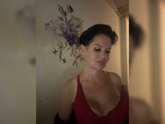 RoyalBreasts