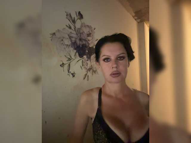 RoyalBreasts