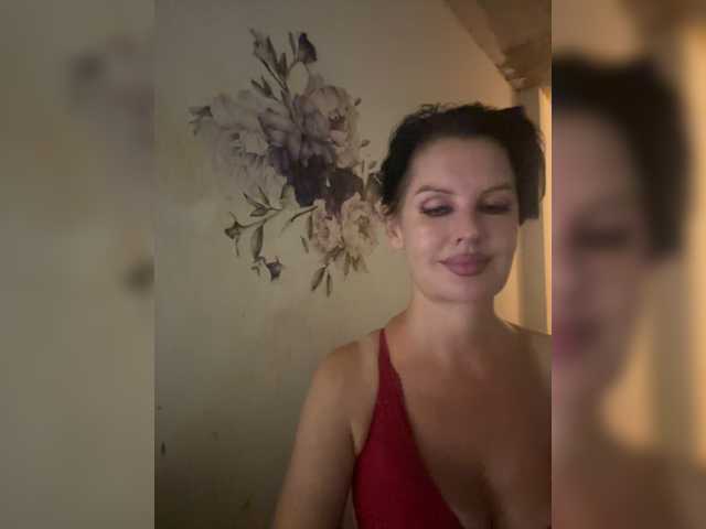 RoyalBreasts