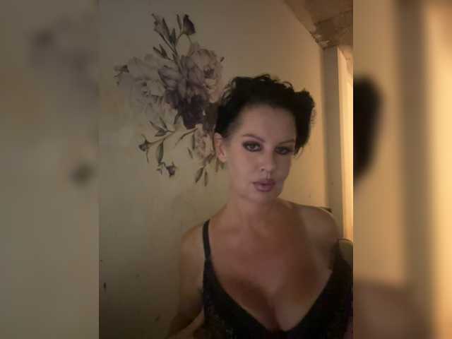 RoyalBreasts