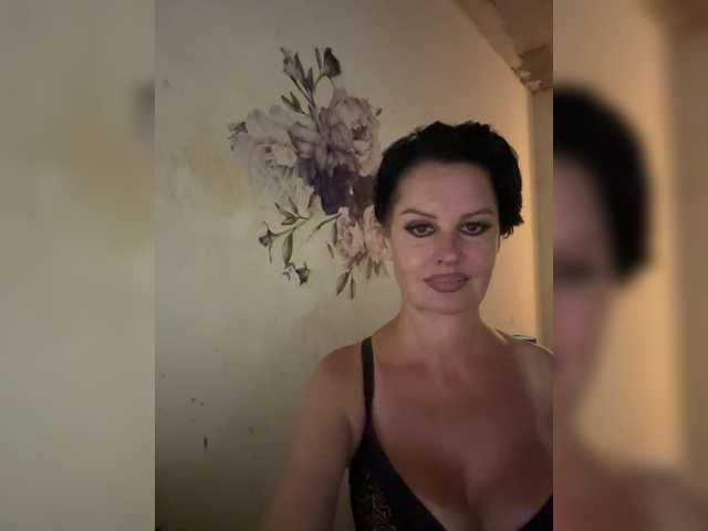 RoyalBreasts