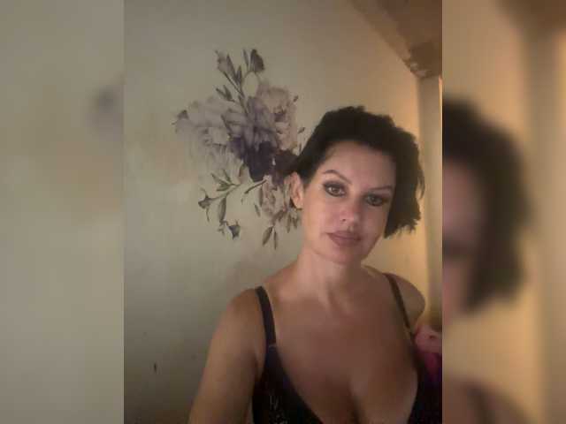 RoyalBreasts