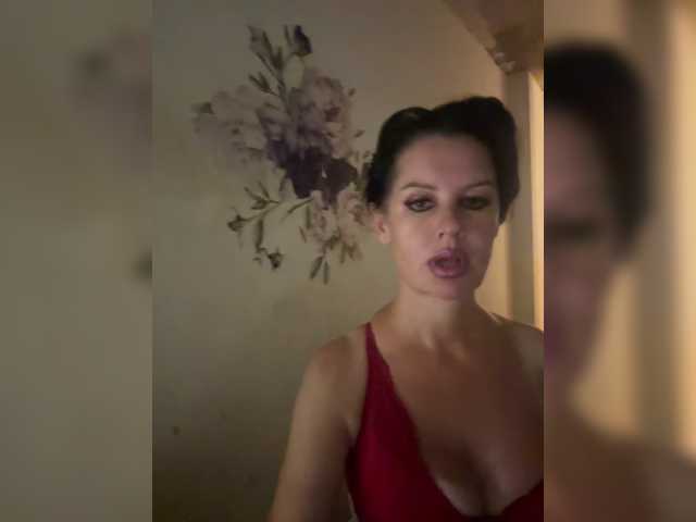RoyalBreasts