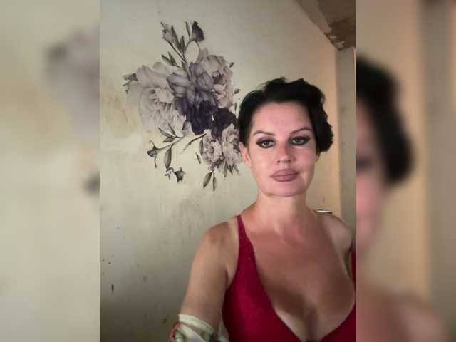 RoyalBreasts