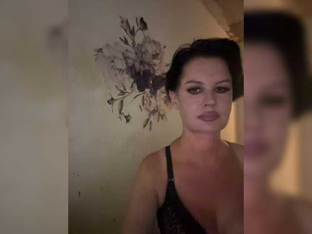 RoyalBreasts
