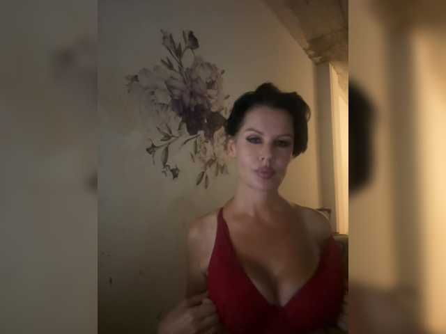 RoyalBreasts