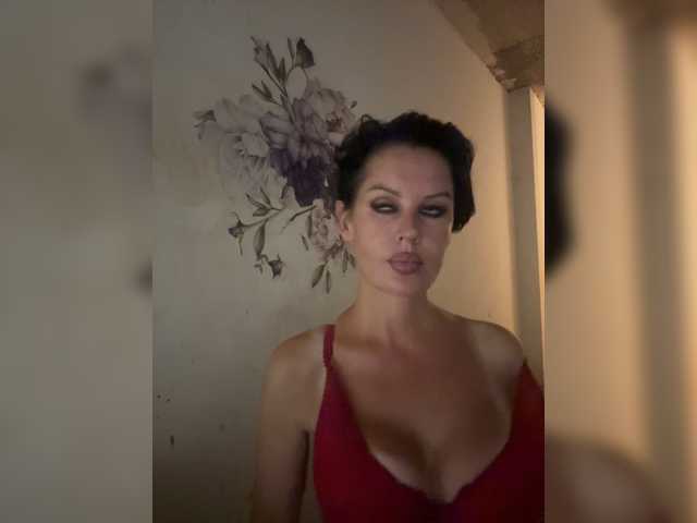 RoyalBreasts