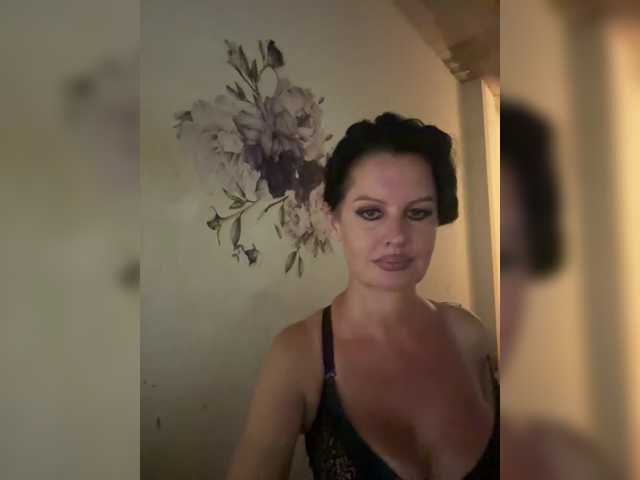 RoyalBreasts