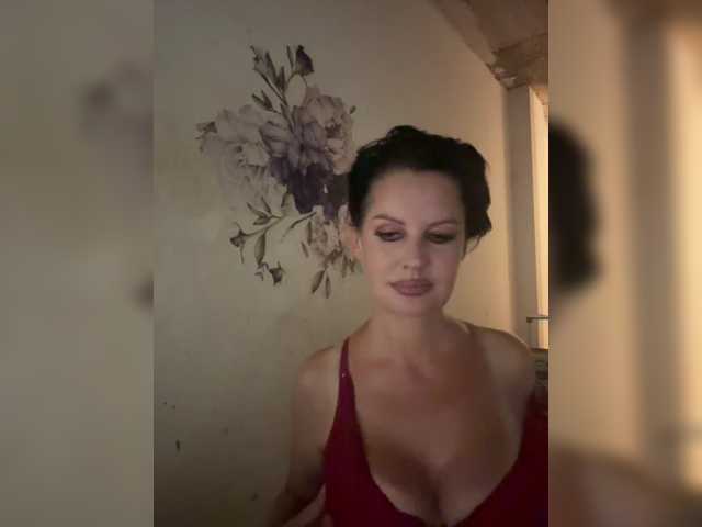 RoyalBreasts