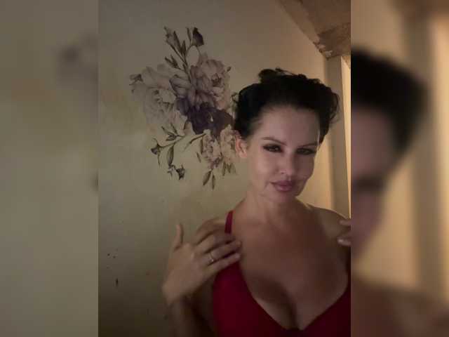 RoyalBreasts
