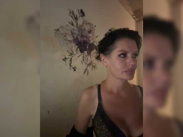 RoyalBreasts