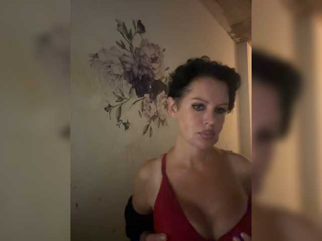 RoyalBreasts