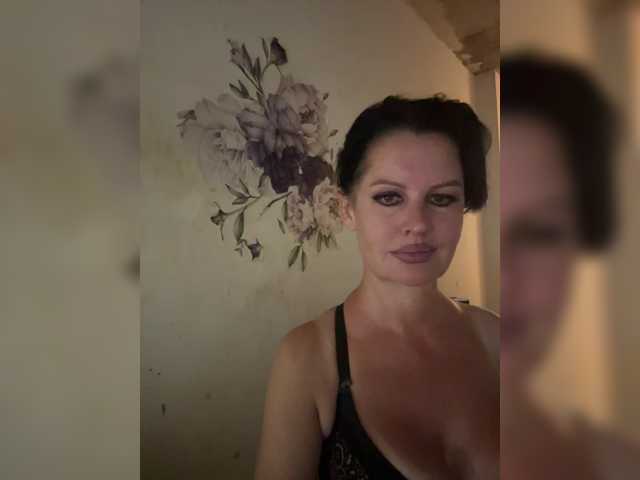 RoyalBreasts