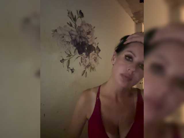 RoyalBreasts