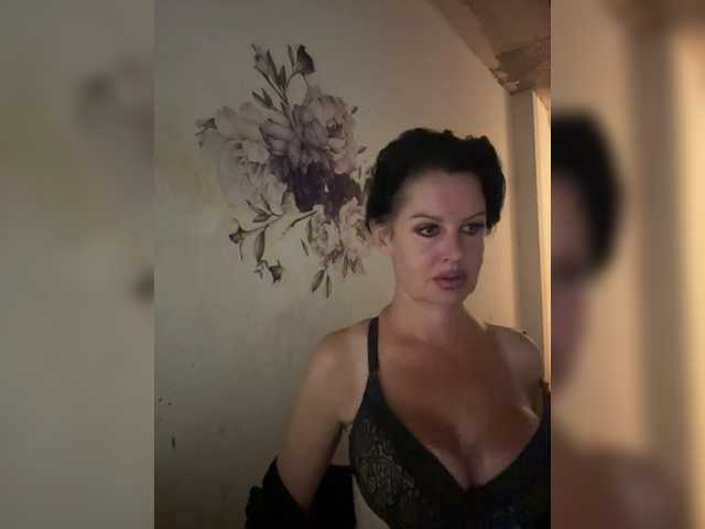 RoyalBreasts