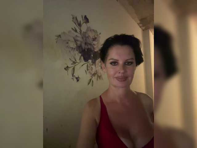 RoyalBreasts