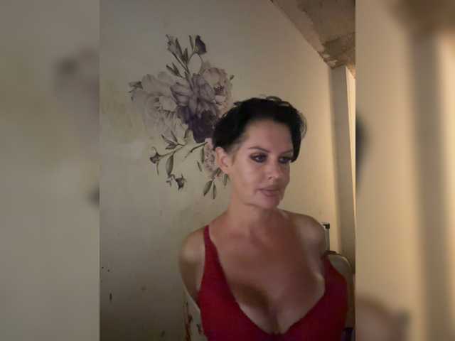 RoyalBreasts