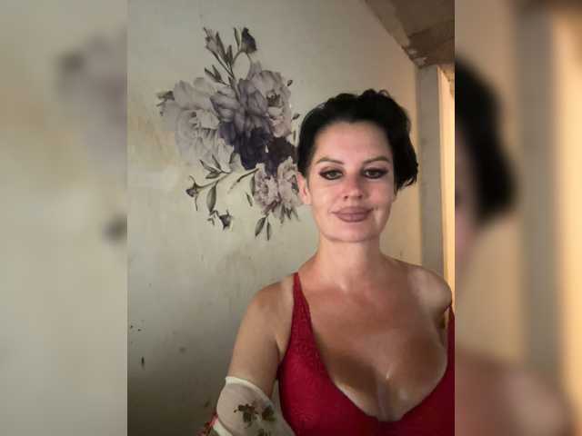 RoyalBreasts