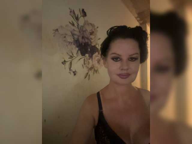 RoyalBreasts