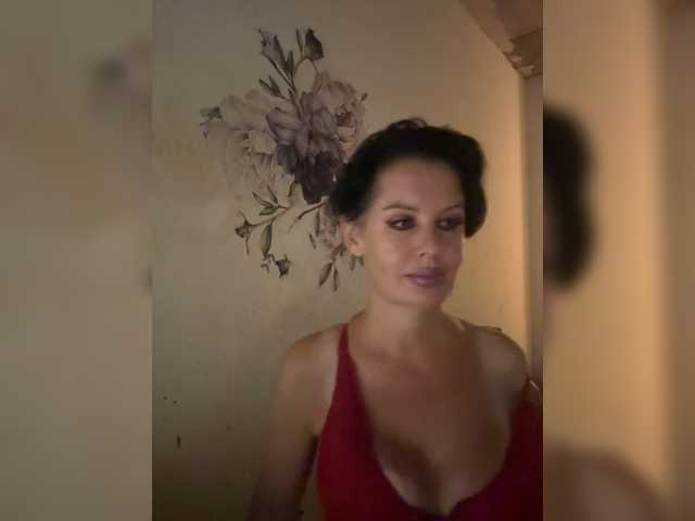 RoyalBreasts