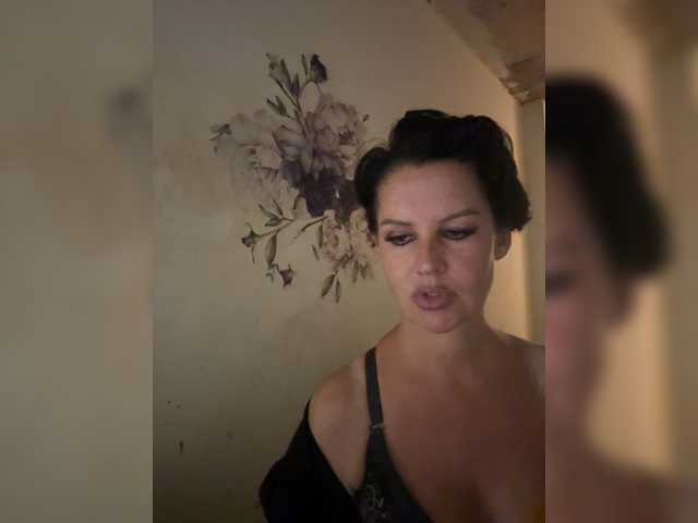 RoyalBreasts
