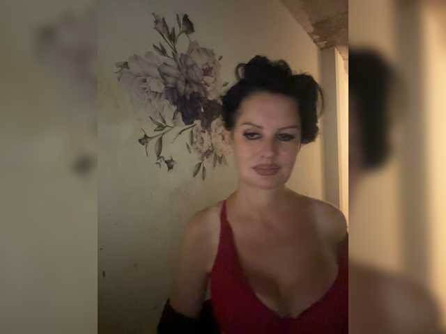 RoyalBreasts