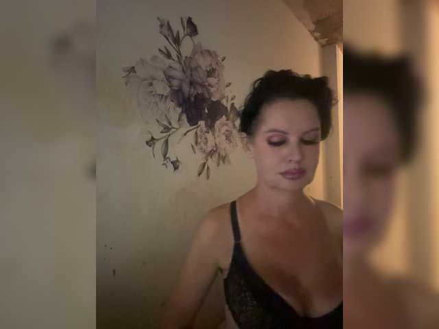 RoyalBreasts