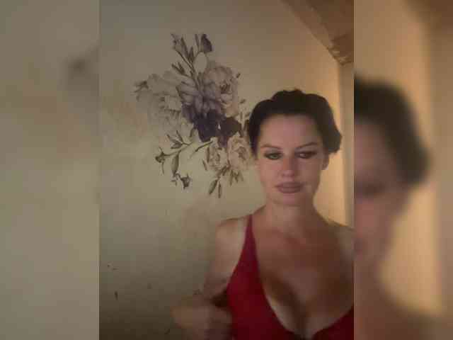 RoyalBreasts