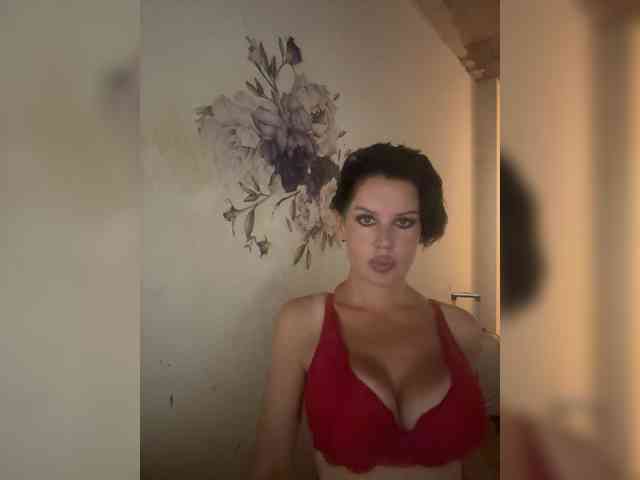 RoyalBreasts