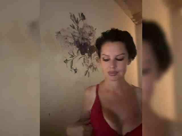RoyalBreasts