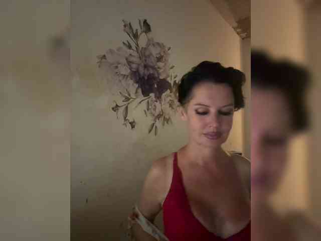 RoyalBreasts