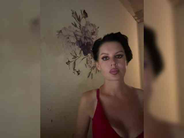 RoyalBreasts