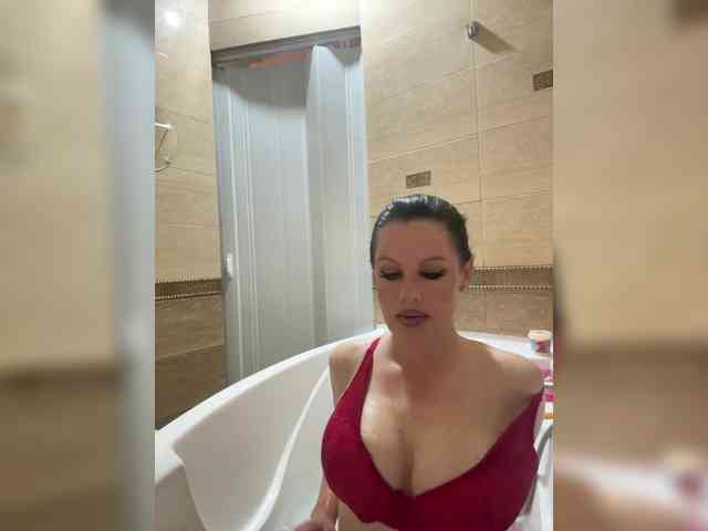 RoyalBreasts