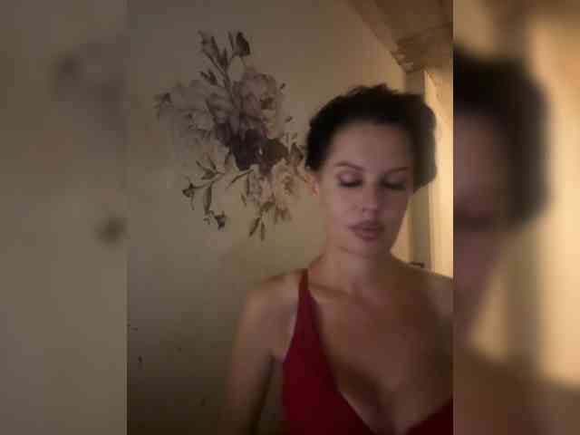 RoyalBreasts