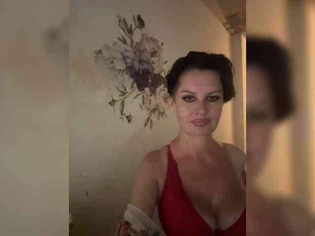 Вебкам-шоу RoyalBreasts
