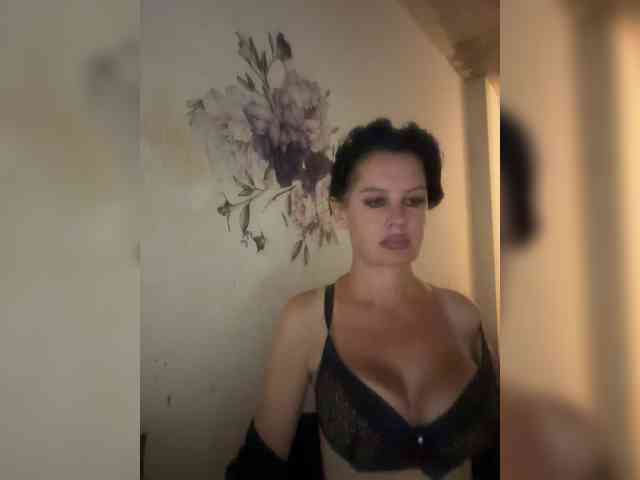 RoyalBreasts
