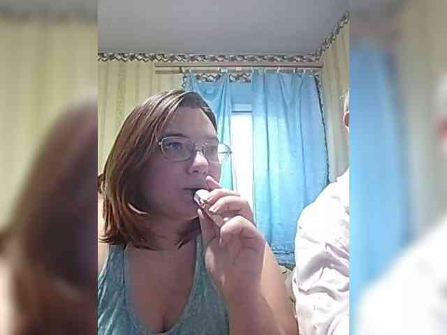 AllNaturalCouple webcam