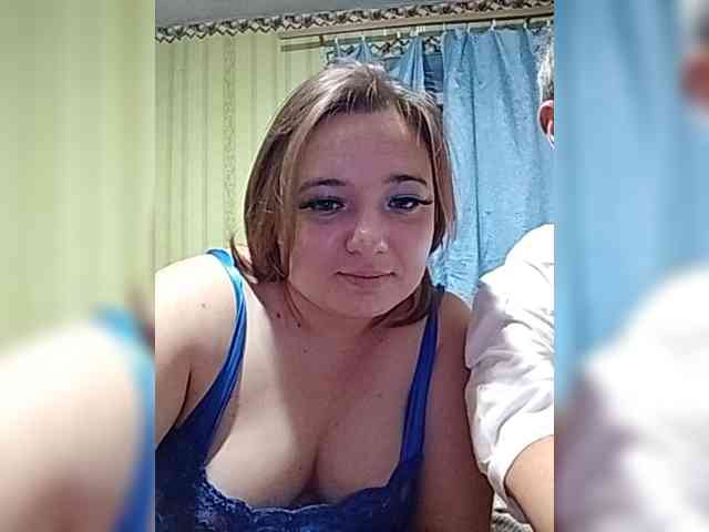 AllNaturalCouple webcam