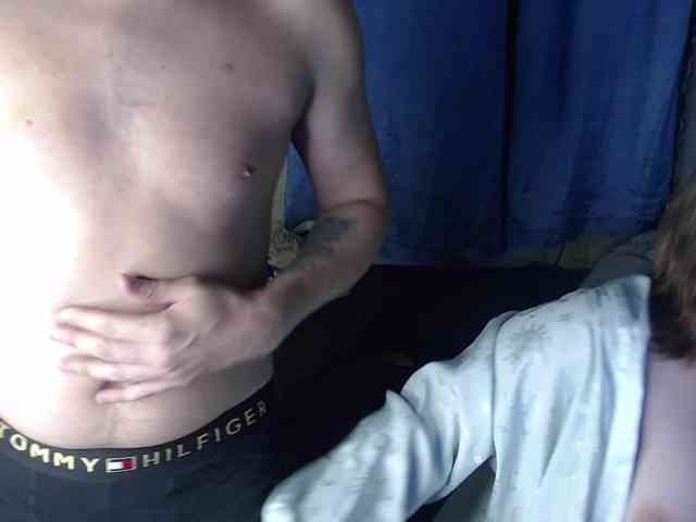 AllNaturalCouple webcam