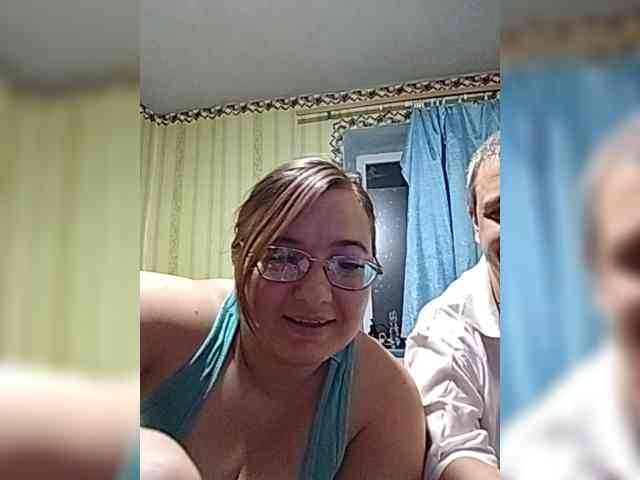 AllNaturalCouple webcam