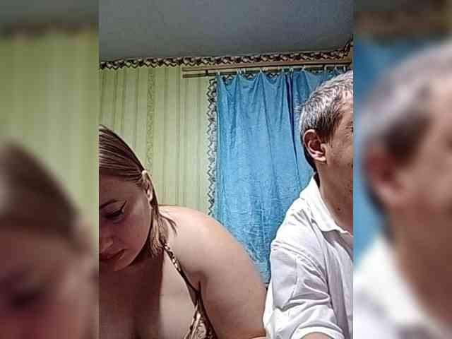 AllNaturalCouple webcam