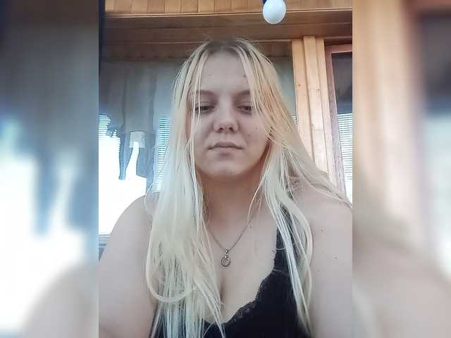 Kira-Kriss live webcam show