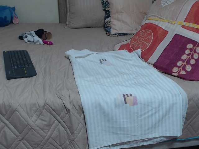 alisse27 webcam