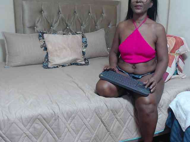 alisse27 webcam