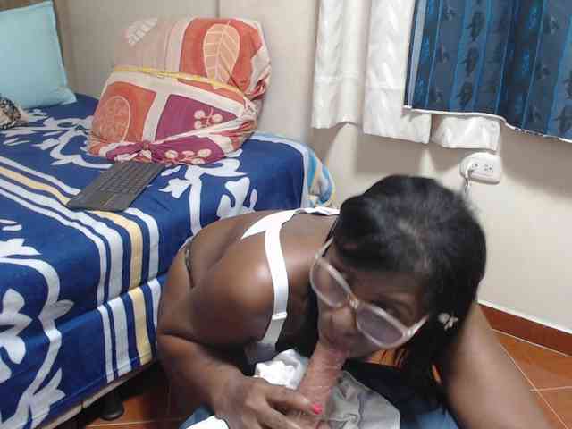 alisse27 webcam