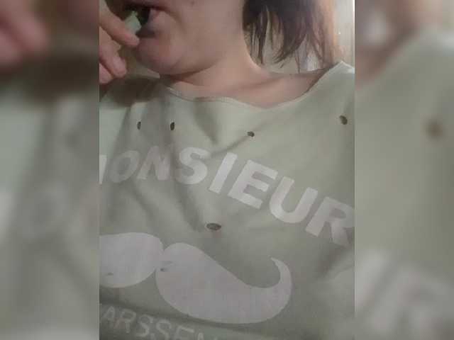 Elena19962 live cam on BongaCams