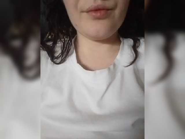 Elena19962 live cam on BongaCams