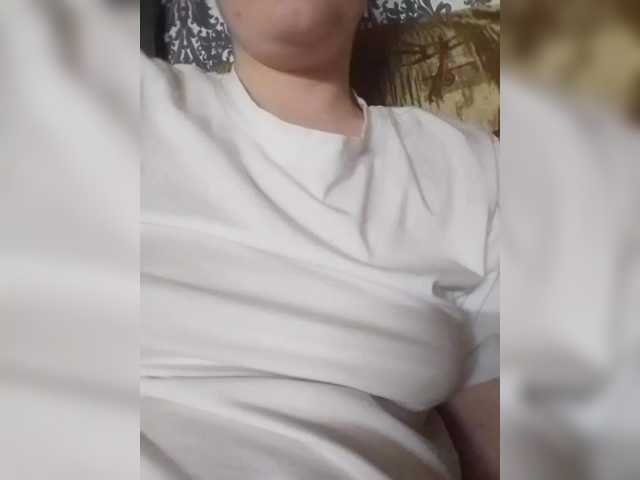 Elena19962 live cam on BongaCams